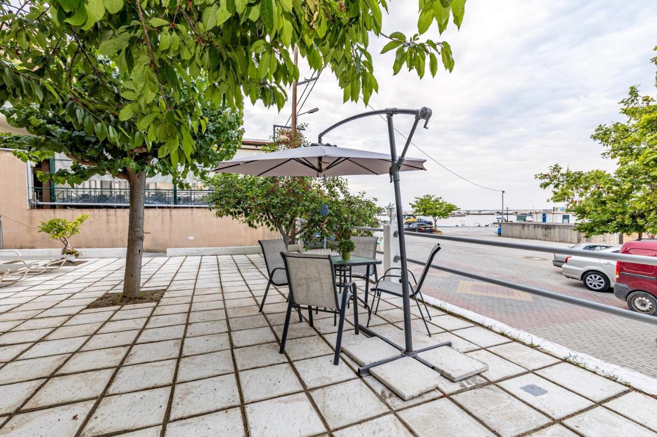 Skioni Apartments Nea Skioni Bagian luar foto