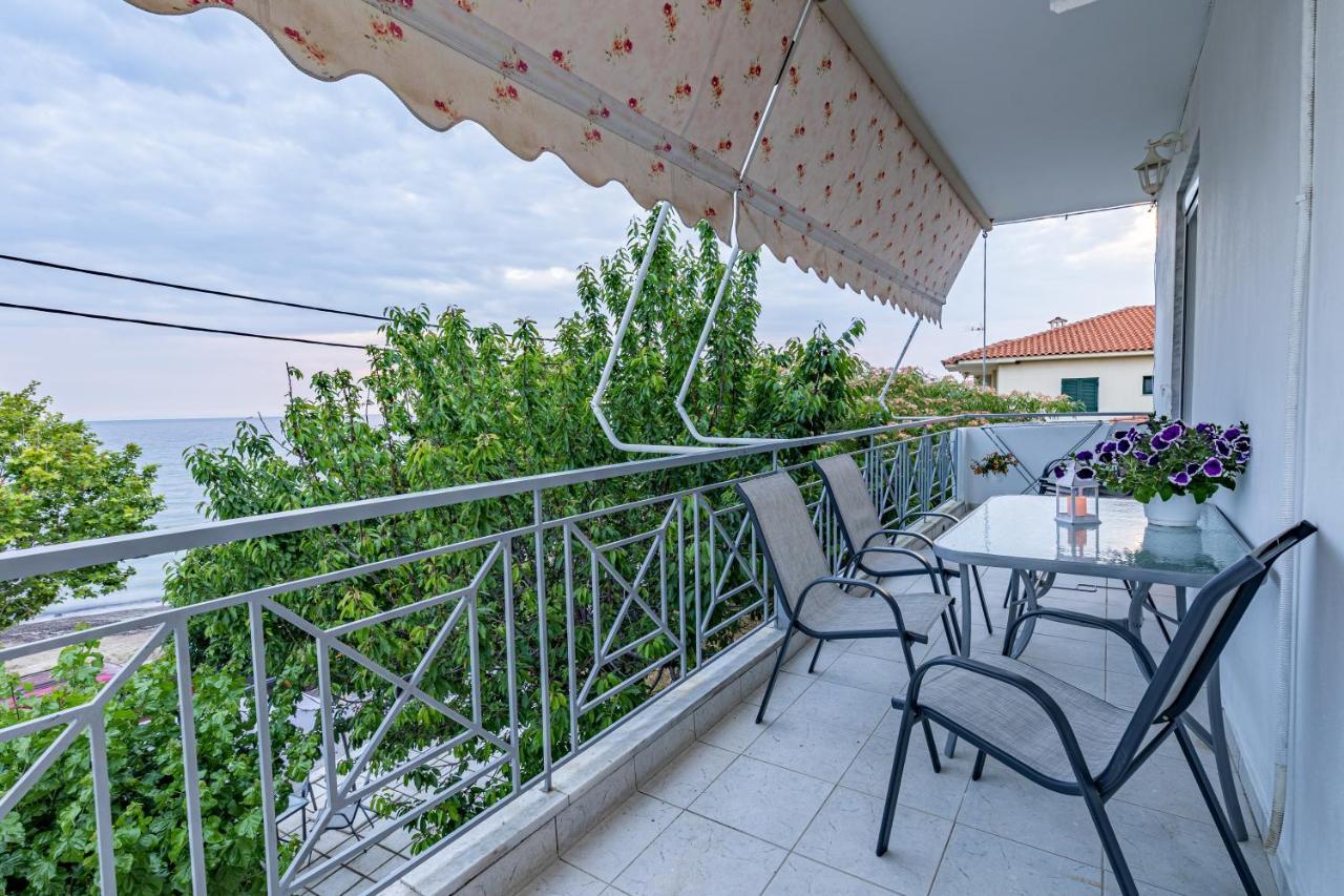 Skioni Apartments Nea Skioni Bagian luar foto